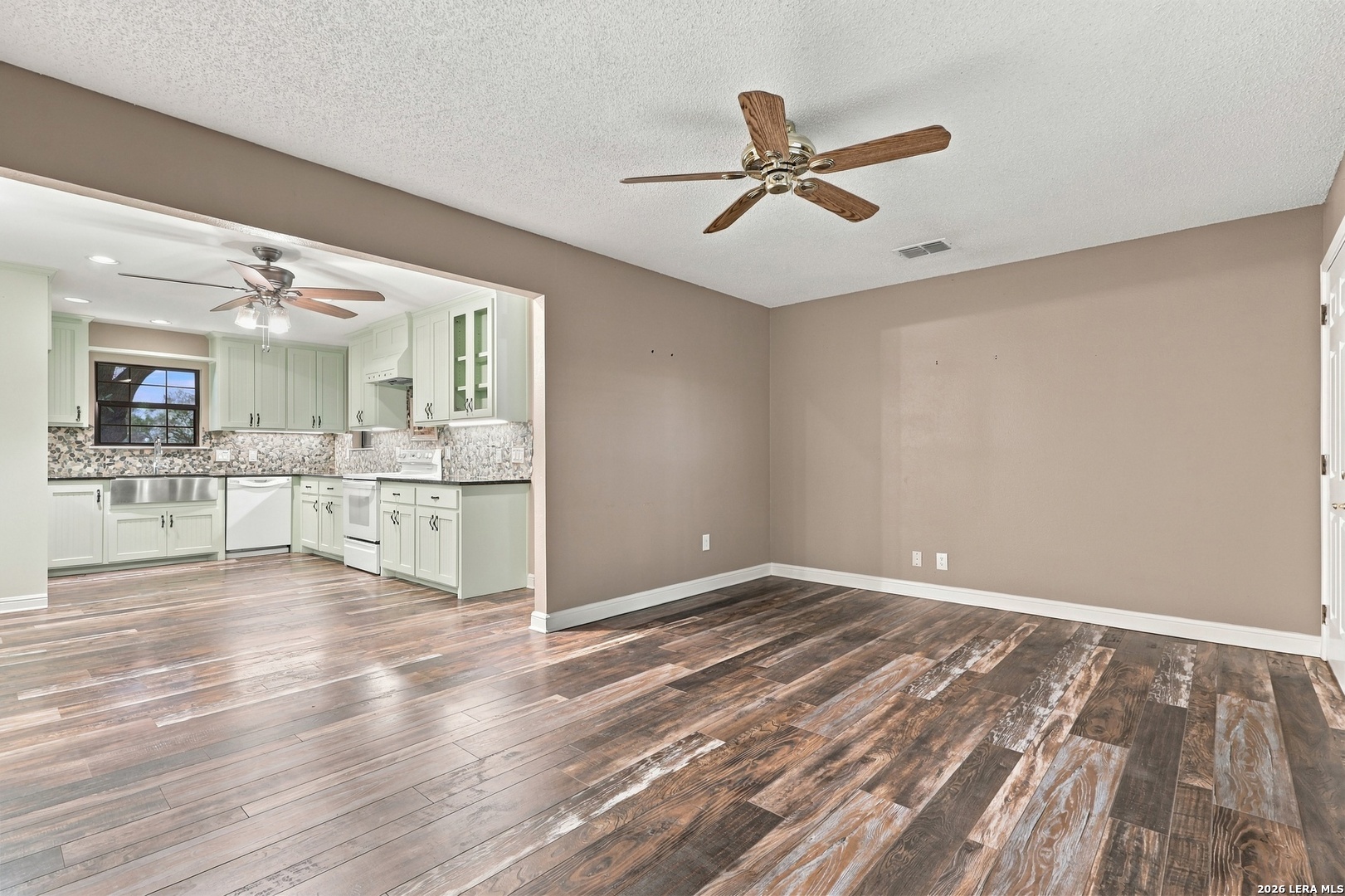 667 Fm 2772 La Vernia TX 78121