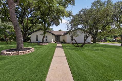 721 Balfour Drive Windcrest TX 78239