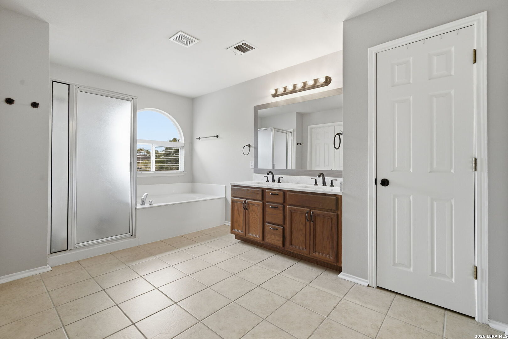 8423 Feather Trail Helotes TX 78023