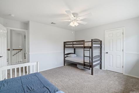 8423 Feather Trail Helotes TX 78023