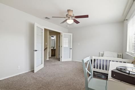 8423 Feather Trail Helotes TX 78023