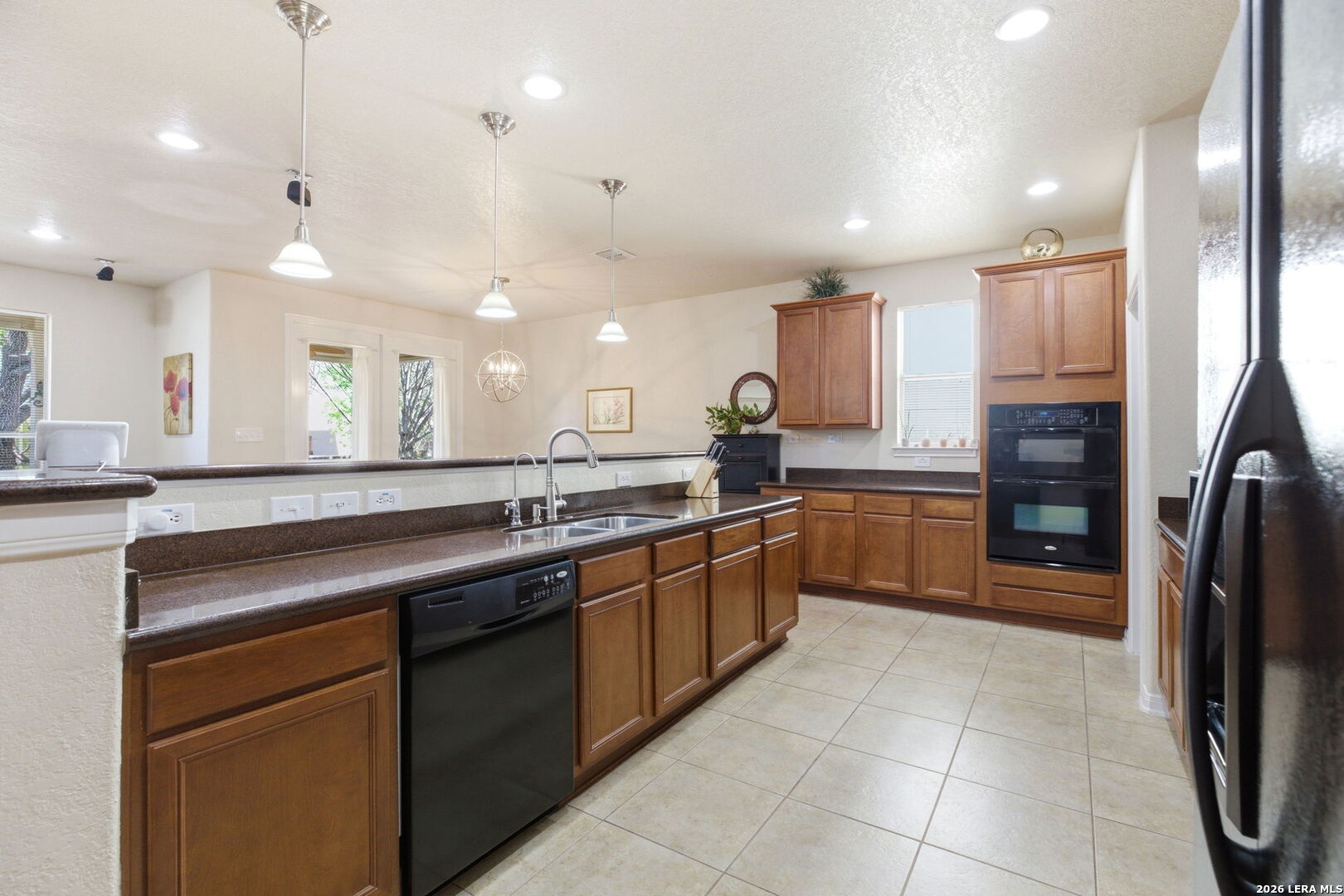 221 Lone Star Boerne TX 78006