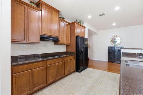 221 Lone Star Boerne TX 78006