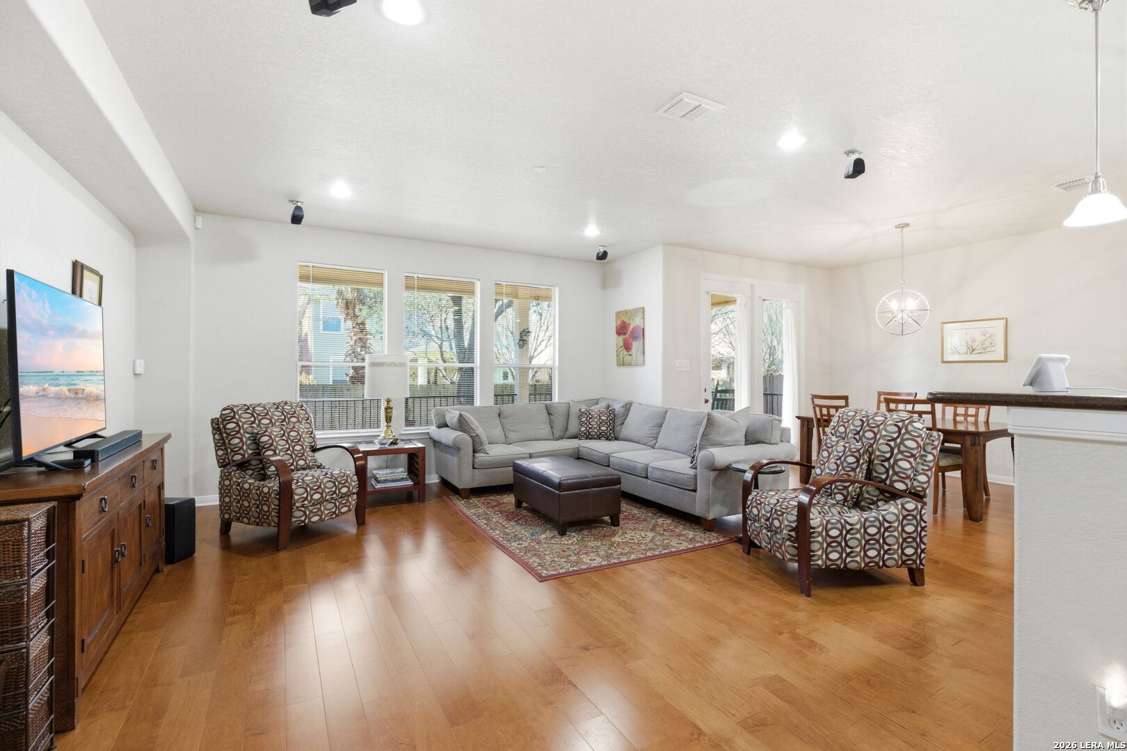 221 Lone Star Boerne TX 78006