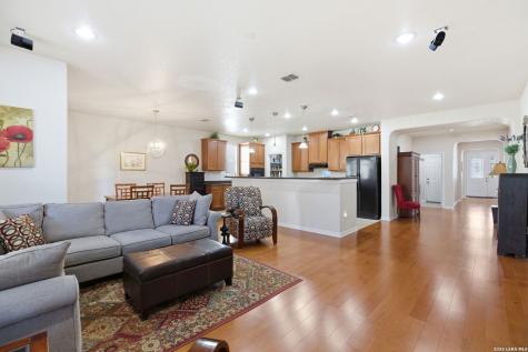 221 Lone Star Boerne TX 78006