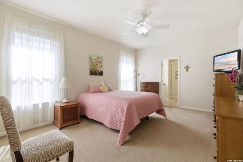 221 Lone Star Boerne TX 78006