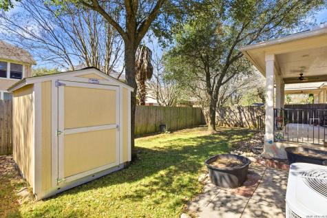221 Lone Star Boerne TX 78006