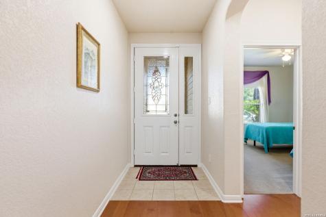 221 Lone Star Boerne TX 78006