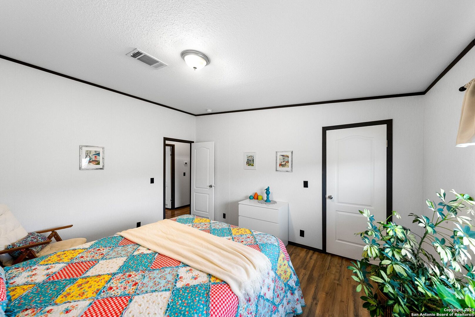 380 Martin Avenue Carrizo Springs TX 78834