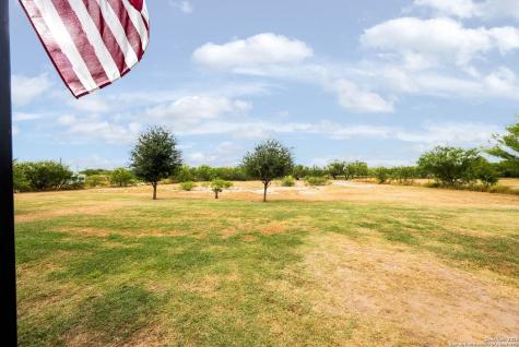 380 Martin Avenue Carrizo Springs TX 78834