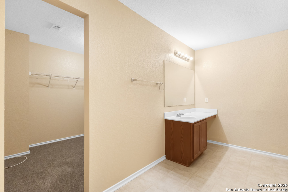 4302 Stetson View San Antonio TX 78223