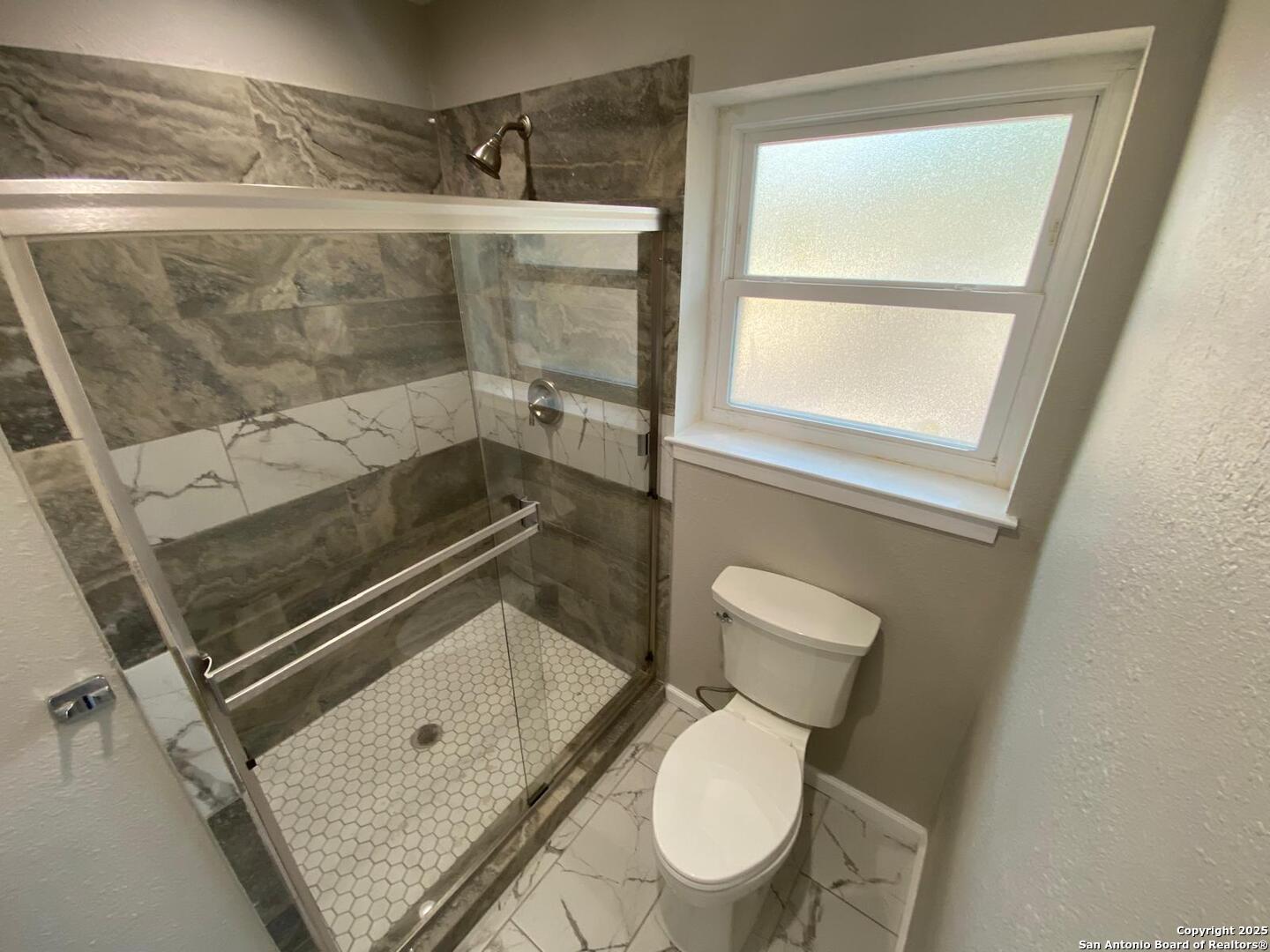 1235 Cibolo Universal City TX 78148