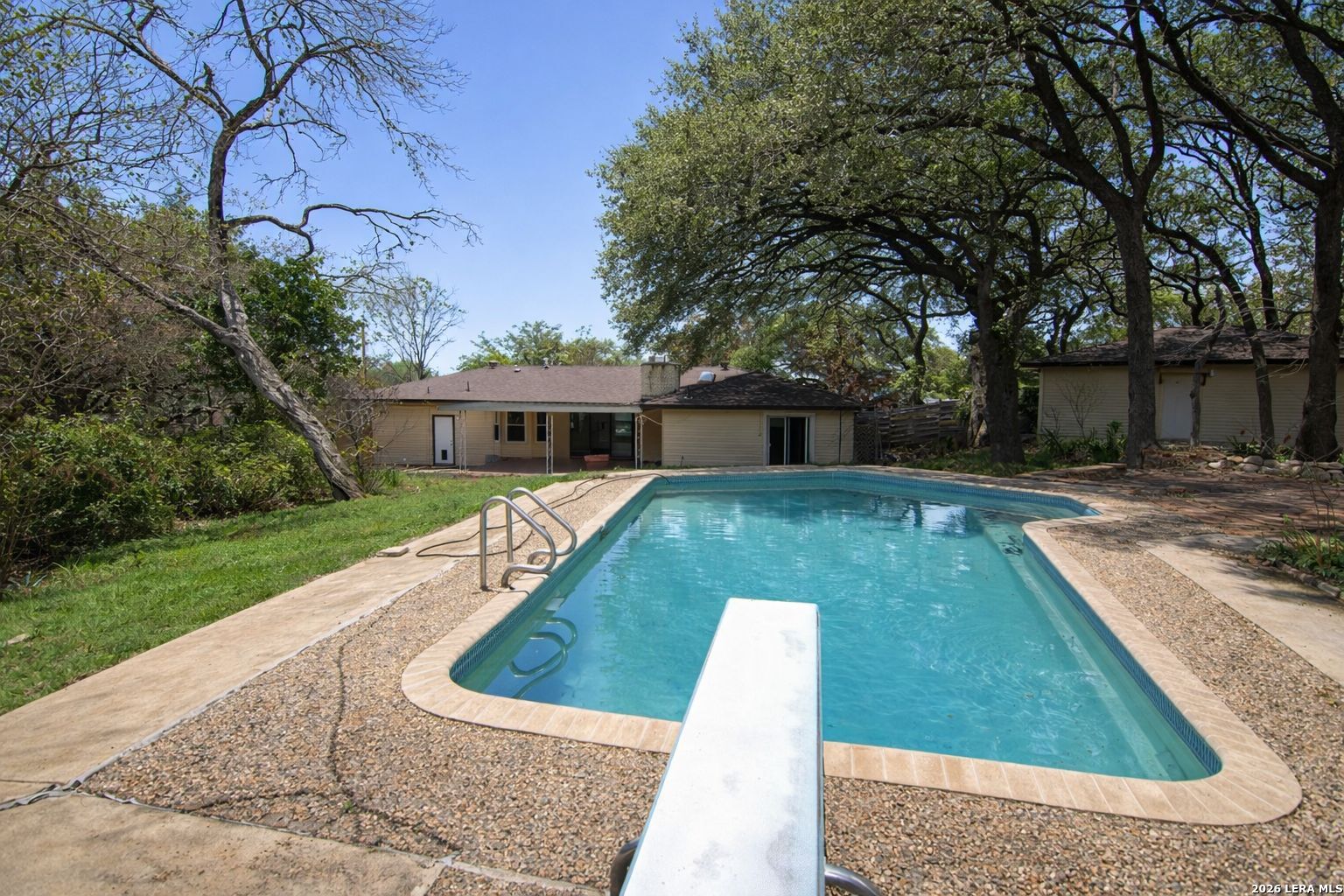 1235 Cibolo Universal City TX 78148
