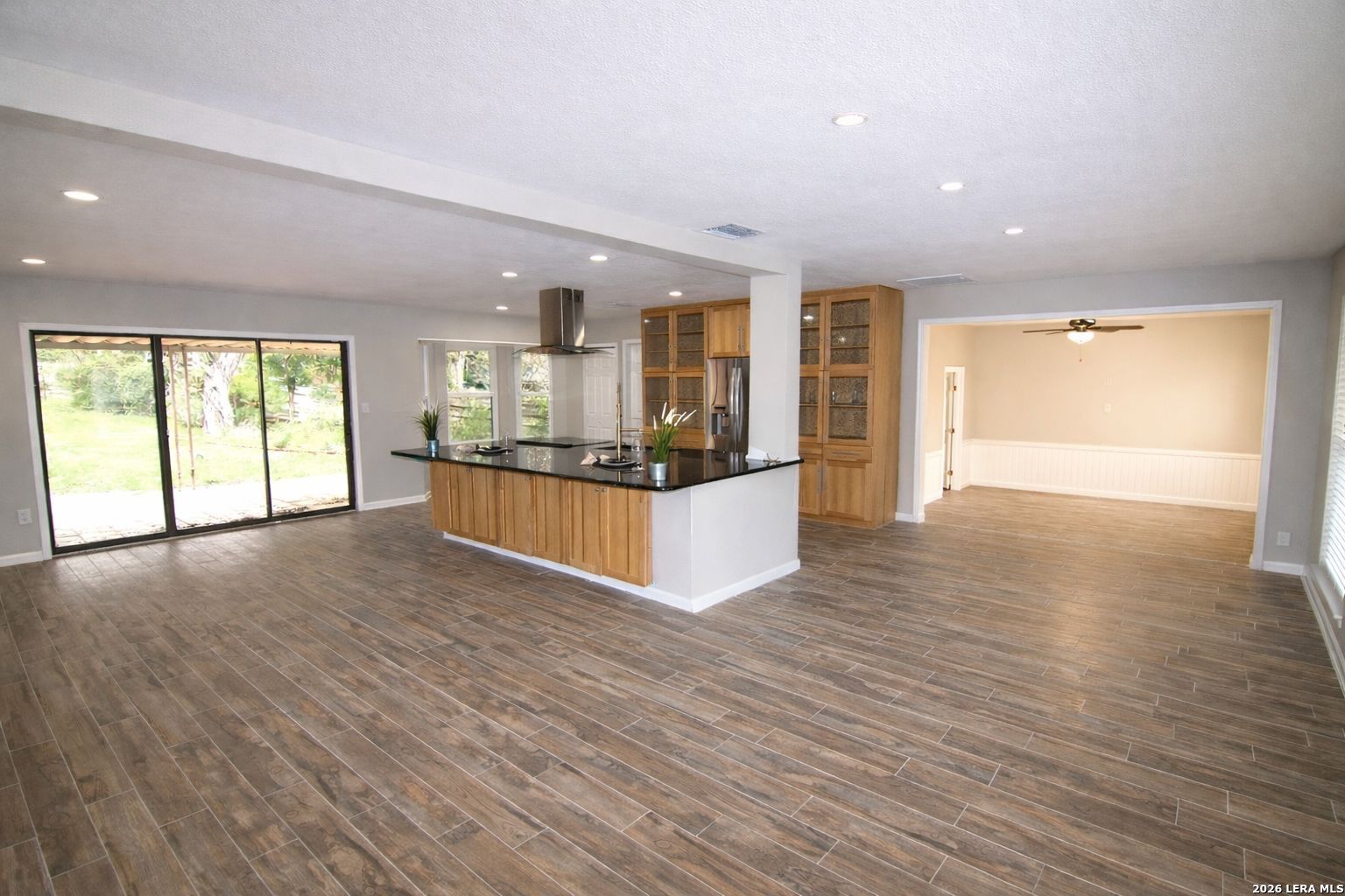 1235 Cibolo Universal City TX 78148