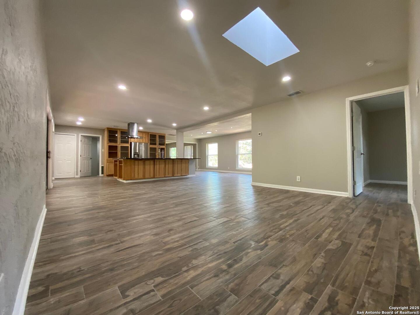 1235 Cibolo Universal City TX 78148