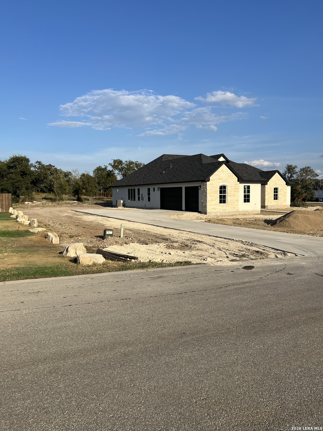 673 James Way Castroville TX 78009