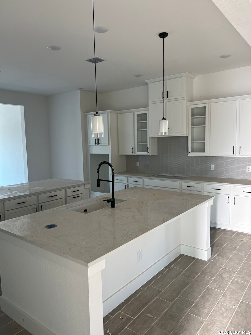 673 James Way Castroville TX 78009
