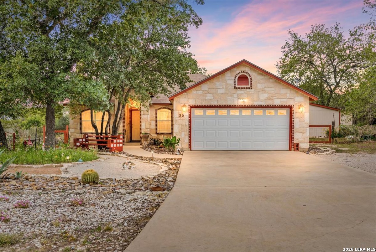 95 Nine Patch Poteet TX 78065