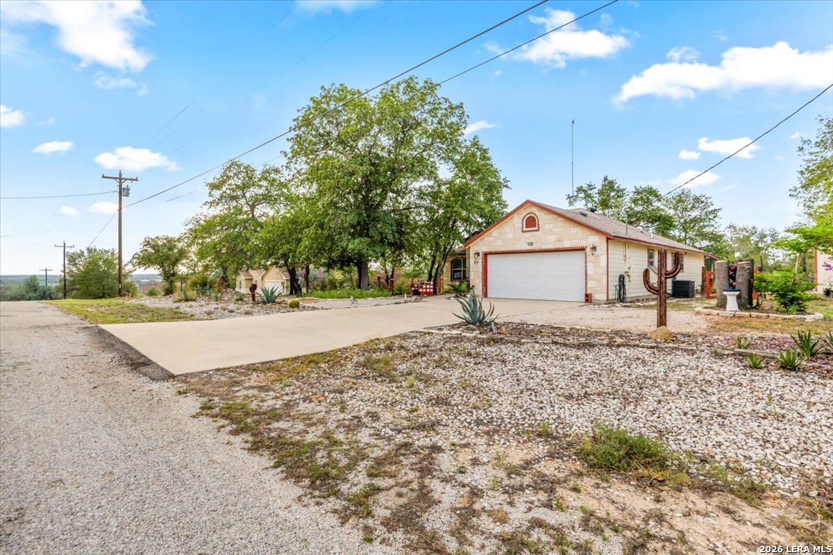 95 Nine Patch Poteet TX 78065