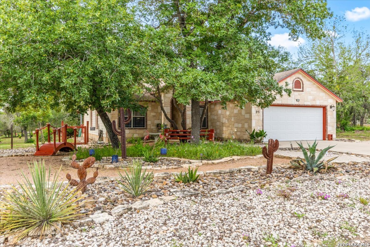 95 Nine Patch Poteet TX 78065