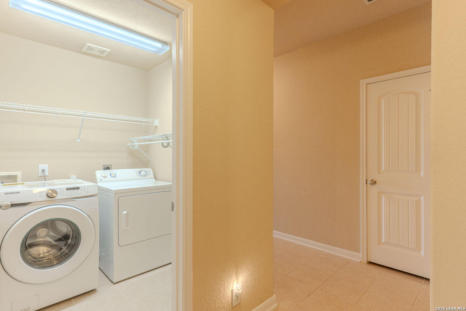 6906 Cedar Breeze San Antonio TX 78244