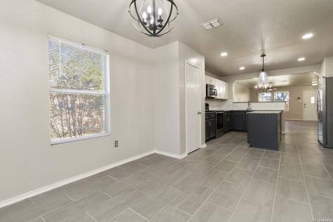 11614 Oak Maple San Antonio TX 78254
