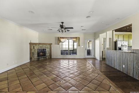 4680 Dreibrodt San Marcos TX 78666