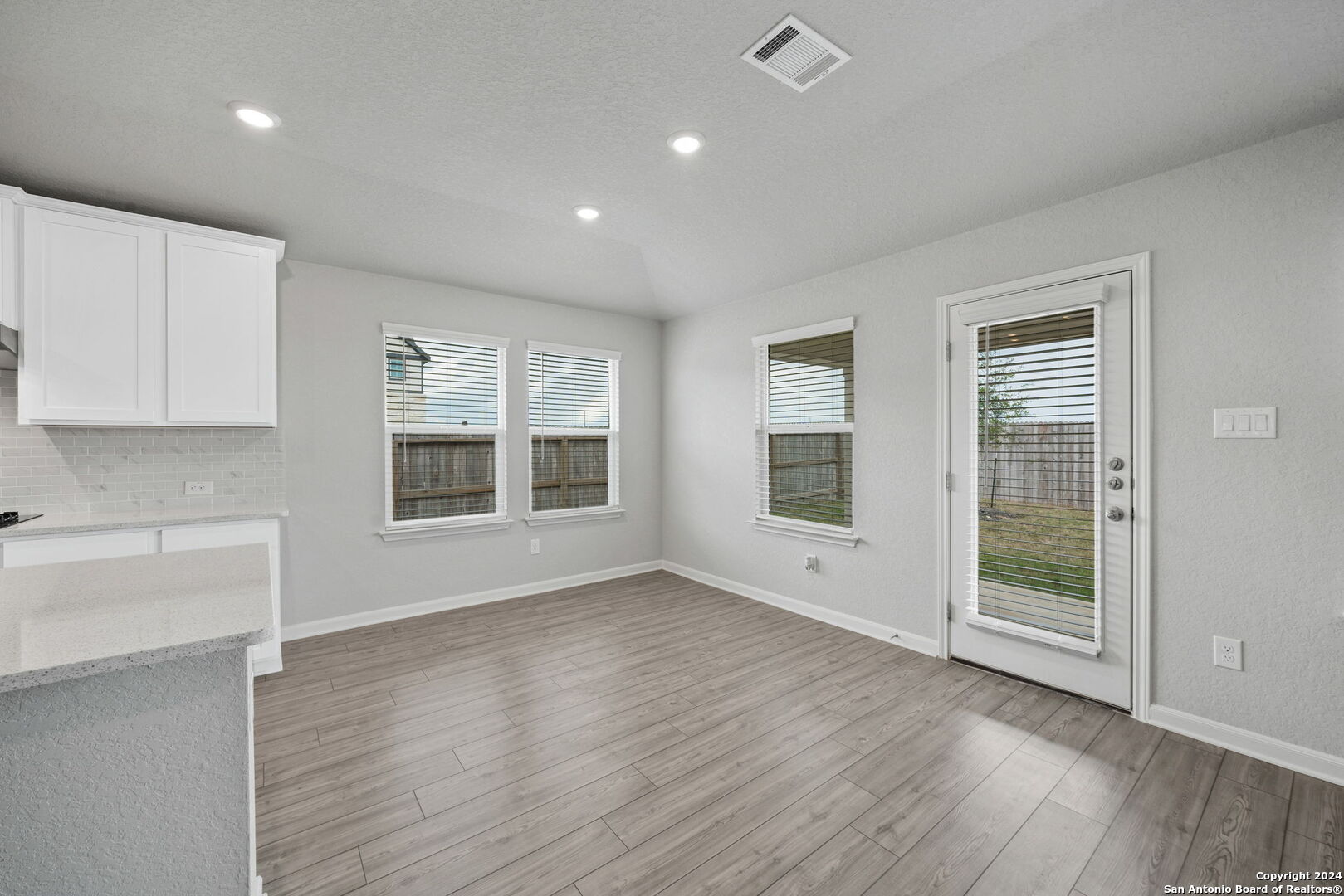 967 Black Horse San Antonio TX 78260