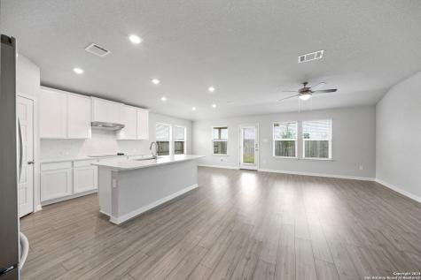 967 Black Horse San Antonio TX 78260