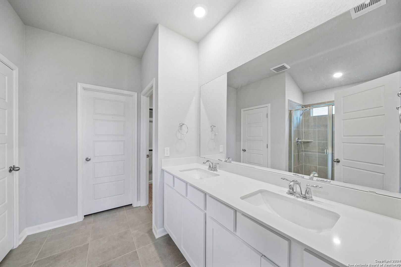 967 Black Horse San Antonio TX 78260