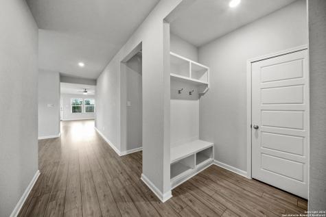 967 Black Horse San Antonio TX 78260