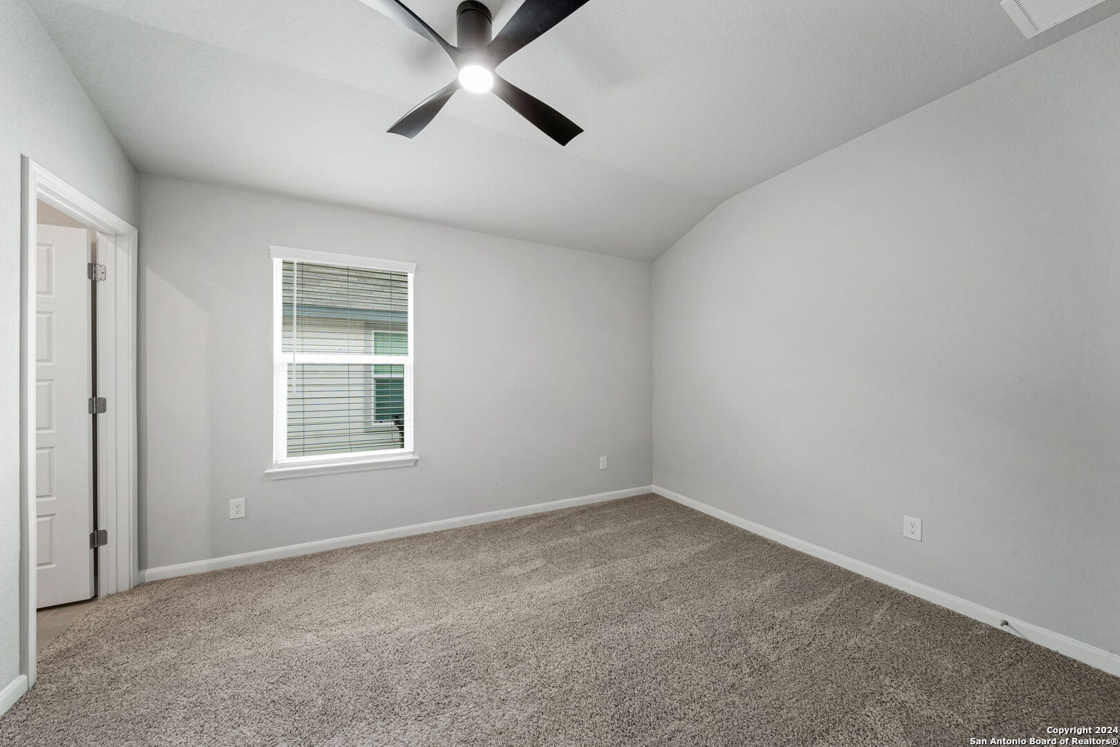 967 Black Horse San Antonio TX 78260