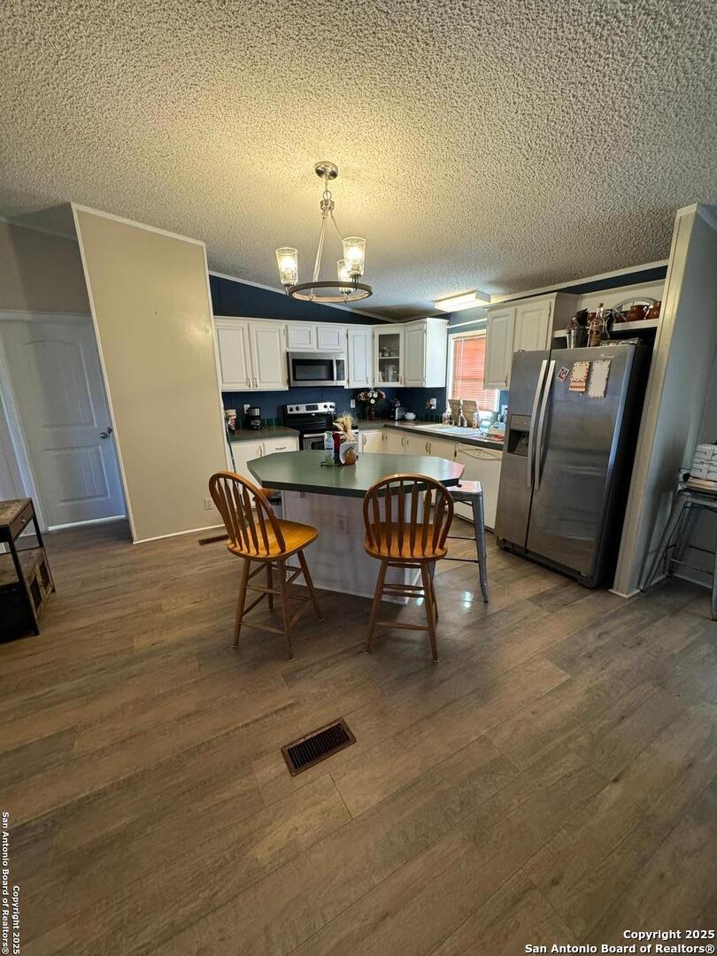 672 N Main Street Cotulla TX 78014