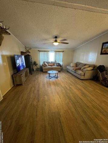 672 N Main Street Cotulla TX 78014