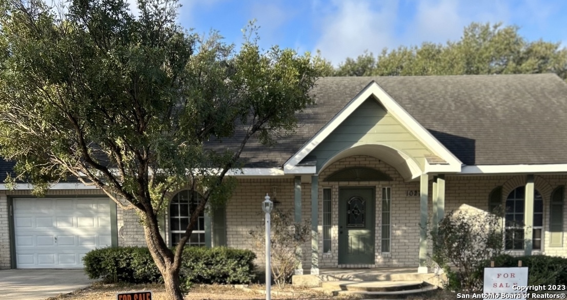 1027 Jasmine Drive Floresville TX 78114