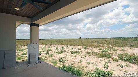 792 Lake Valley La Vernia TX 78121