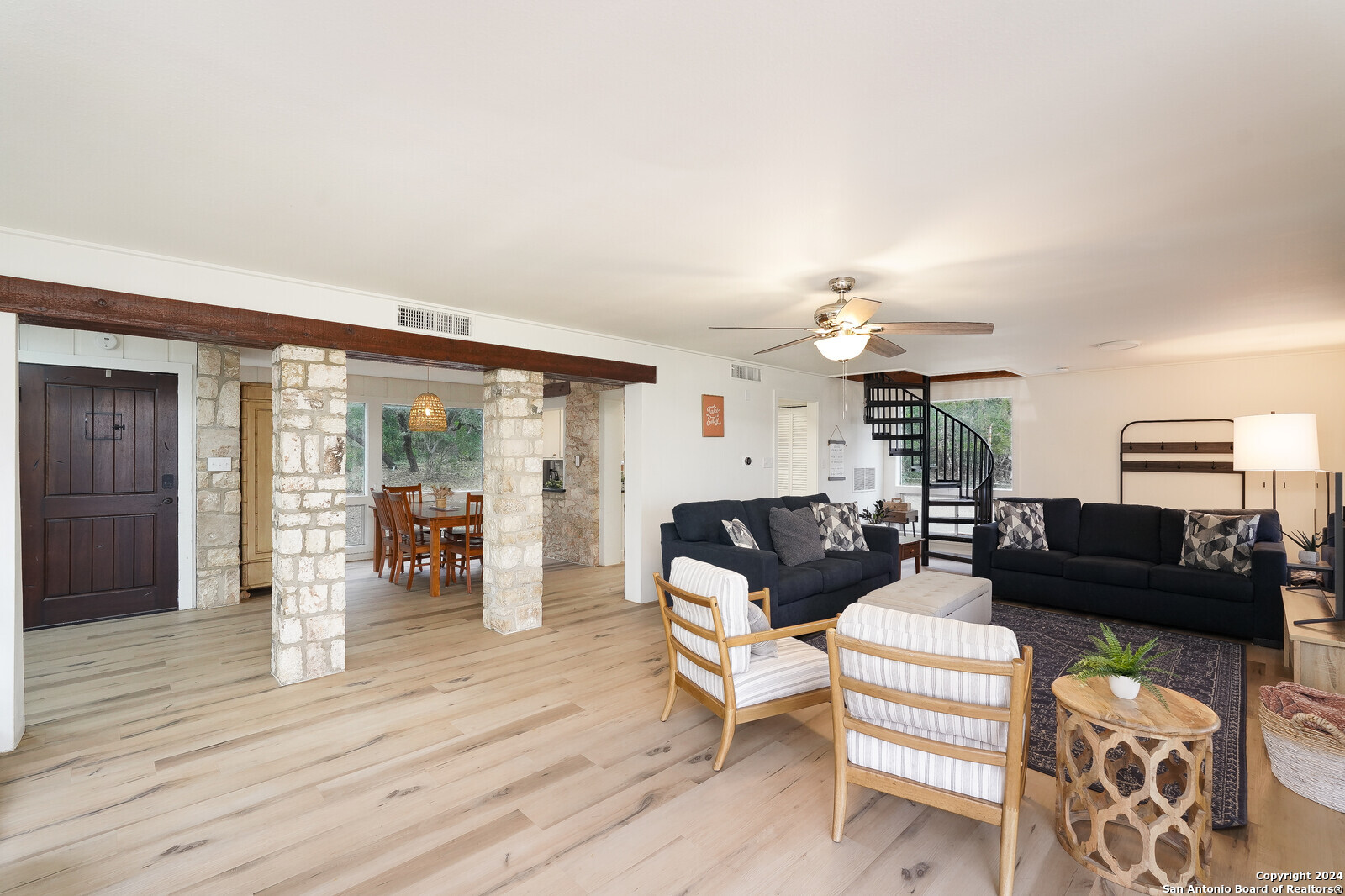 550 County Road 262 Mico TX 78056