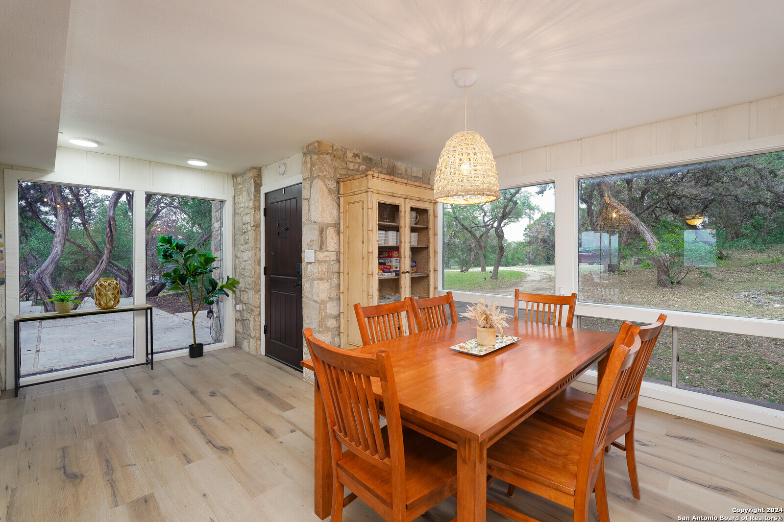 550 County Road 262 Mico TX 78056
