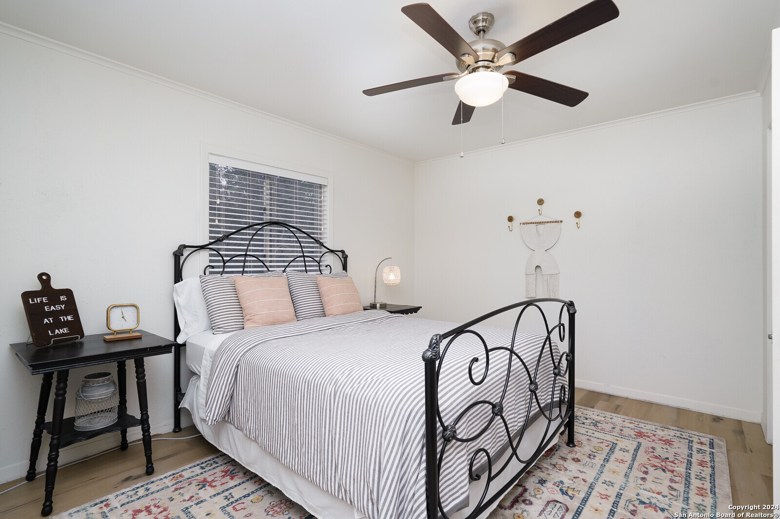 550 County Road 262 Mico TX 78056