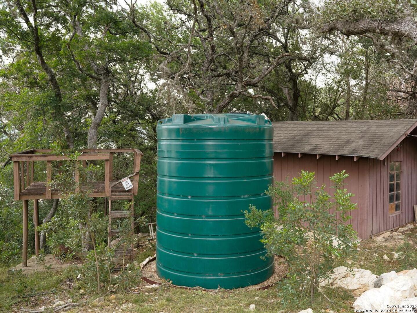 550 County Road 262 Mico TX 78056