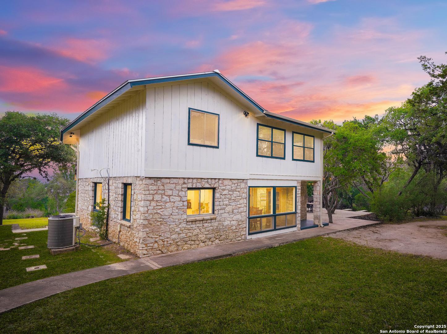 550 County Road 262 Mico TX 78056