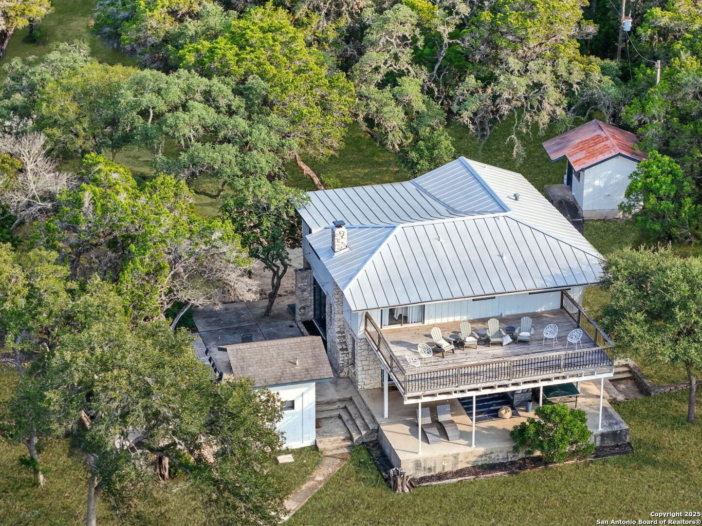 550 County Road 262 Mico TX 78056