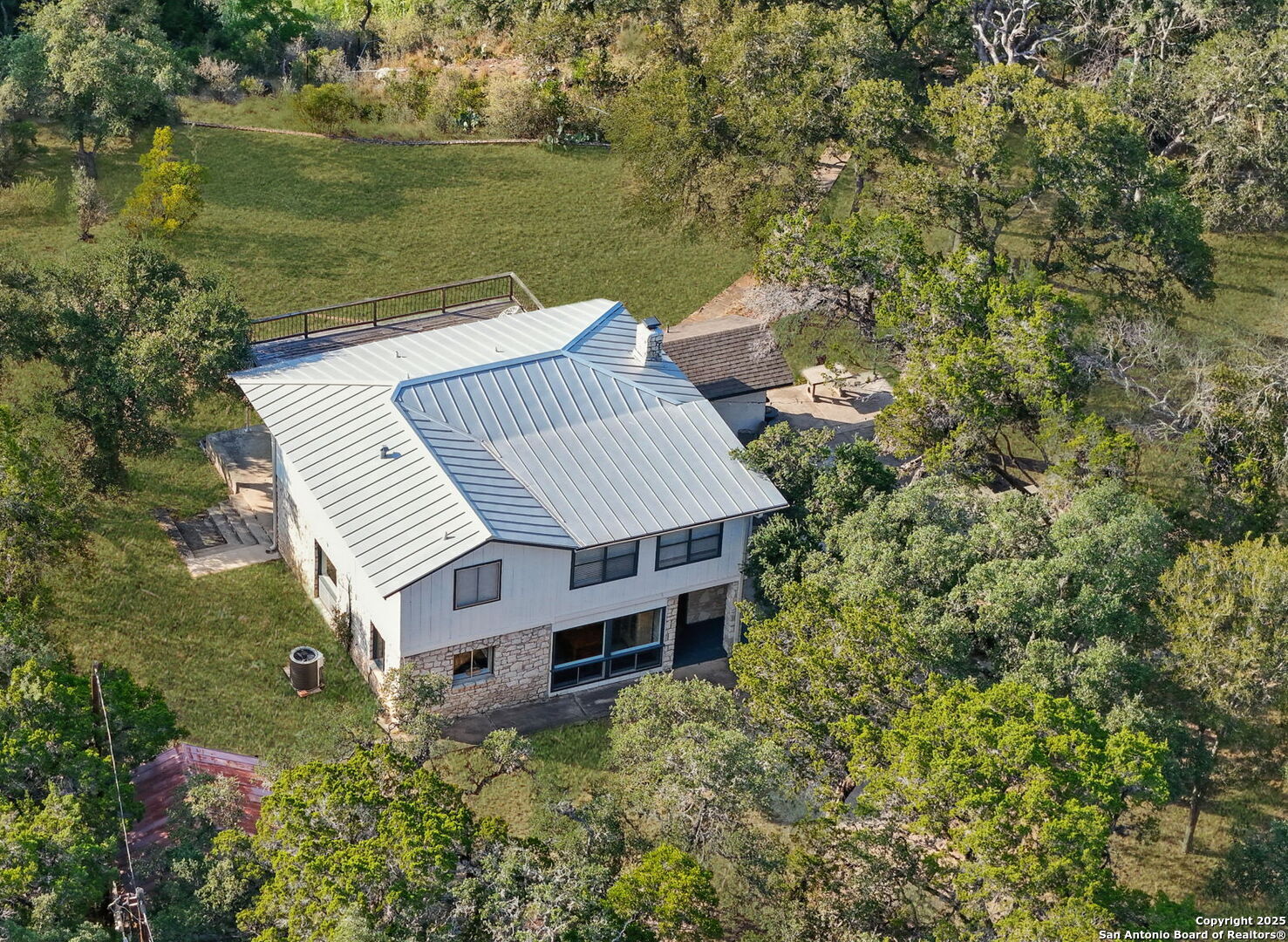 550 County Road 262 Mico TX 78056