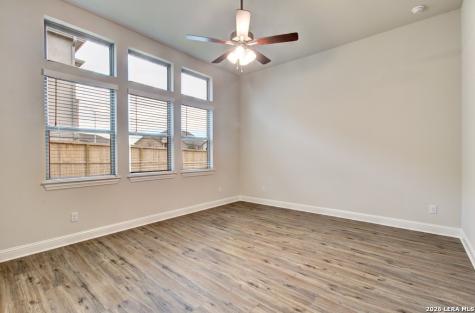 735 Navarro Street New Braunfels TX 78132