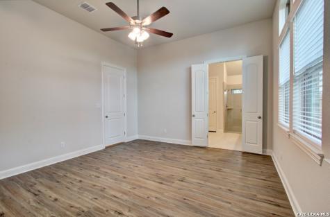 735 Navarro Street New Braunfels TX 78132