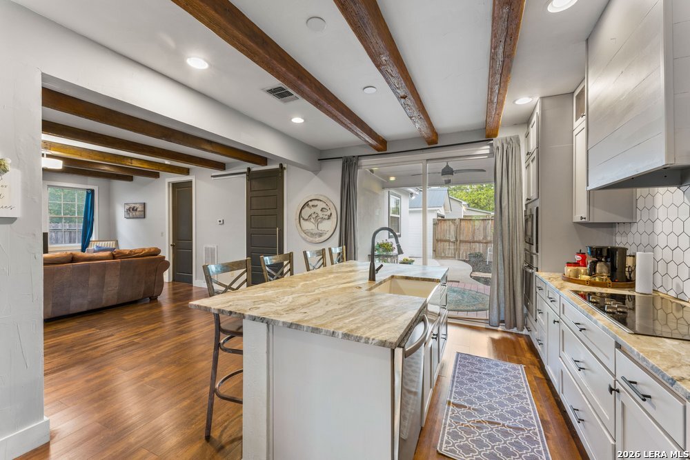 695 Comal Avenue New Braunfels TX 78130