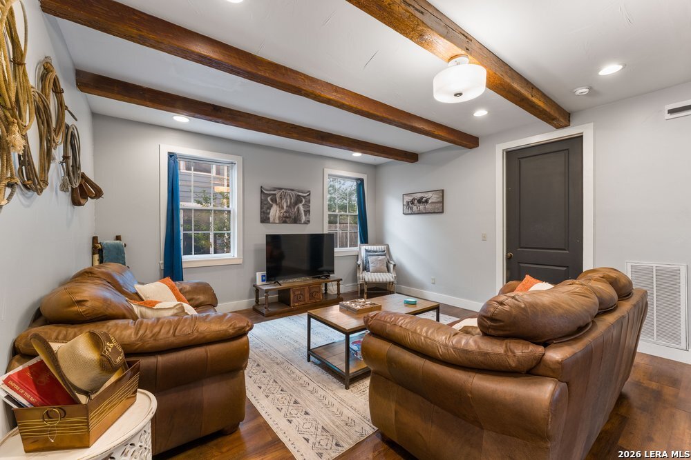 695 Comal Avenue New Braunfels TX 78130