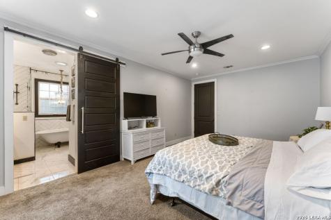 695 Comal Avenue New Braunfels TX 78130