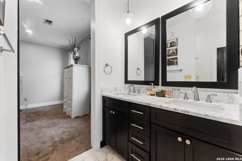 695 Comal Avenue New Braunfels TX 78130