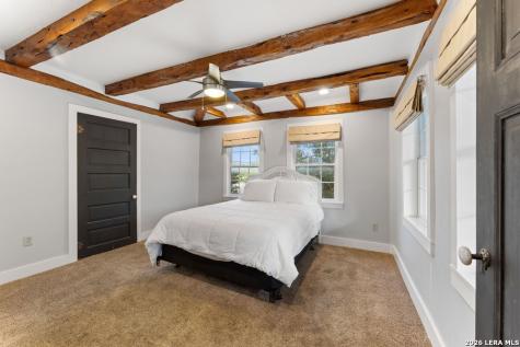 695 Comal Avenue New Braunfels TX 78130